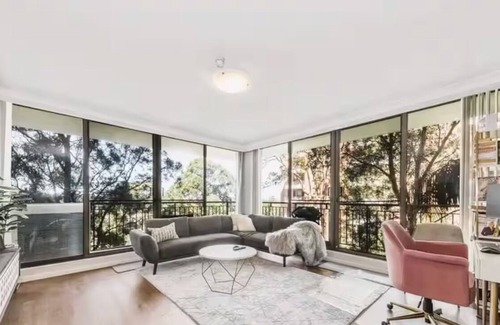 Artarmon Appartement | City Oasis - terrific location & district views