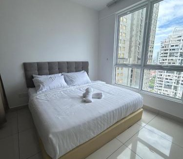 Downtown George Town Appartement | City View & Sea View Mansion One Gleneagles Gurney Komtar George Town by Cozy Cottage Haven