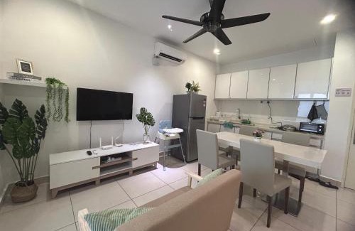 Downtown George Town Appartement | City View & Sea View Mansion One Gleneagles Gurney Komtar George Town by Cozy Cottage Haven