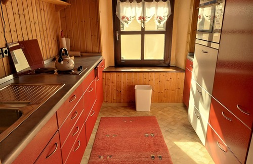 Regensburg Appartement | Citycastle in centre of town, 4guests, parking, internet 2-3bedrooms, 90sqmtr.