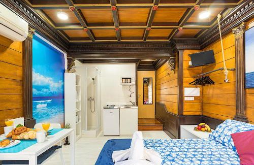 Ensanche Centro Appartement | CityCenter Pirates Room, Young People Only, Solo Jóvenes