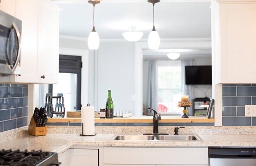 Western Gardens Maison | Cityside Escape Spacious w/ Game Room & Fire Pit