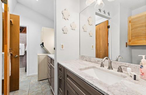 Port Isabel Maison | Clam Circle Retreat On The Laguna- LIV Resort