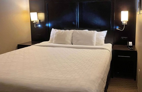 Evansville Hôtel | Clarion Inn & Suites