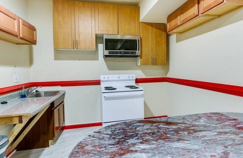 Clarksburg Appartement | Clarksburg Getaway Near DC + Baltimore Sights!