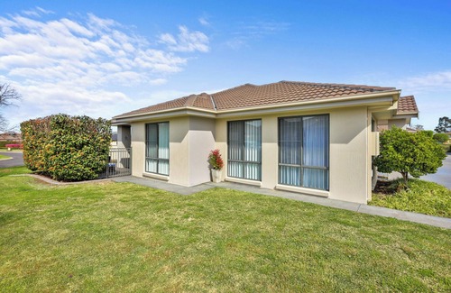 Hillvue Villa | Class, Comfort & Quality