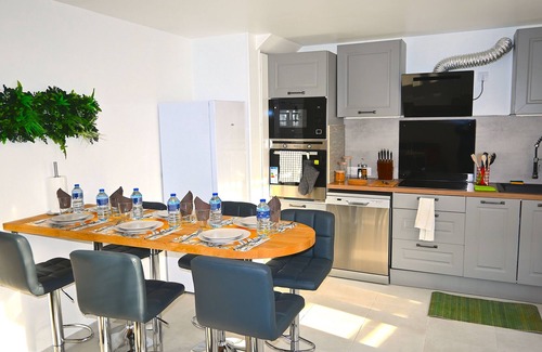 Villeneuve-sous-Dammartin Appartement | Class&Tropical Apt 10mn CDG AIRPORT