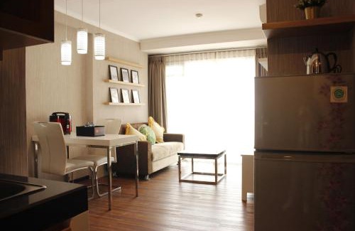 Cimahi Appartement | Classic 2BR Apartment At Gateway Pasteur near Exit Toll By Travelio