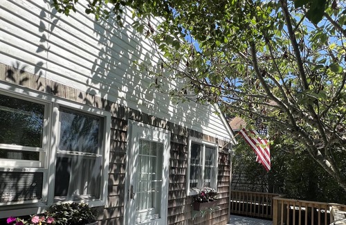 Fair Harbor Cottage | Classic Beach House & Cottage!