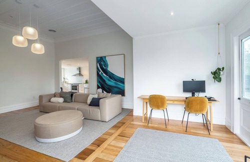 Martinborough Maison | Classic Contemporary Country Charm close to Town Centre