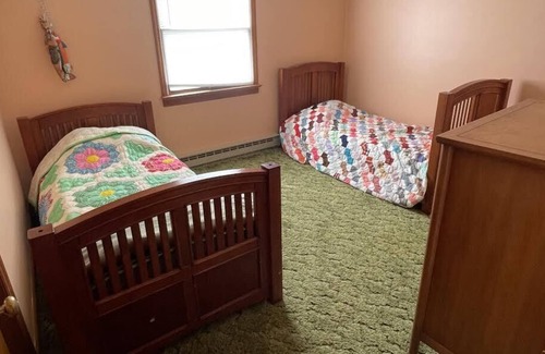 Mustoe Maison | Classic cozy brick ranch, with beautiful panoramic views!