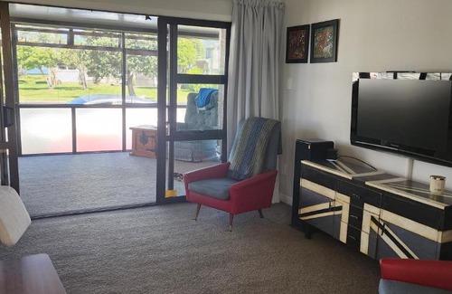 Tairua Maison | Classic Family Beach Bach