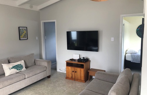 Cooks Beach Maison | Classic Kiwi Bach on large section , close to shops and beach