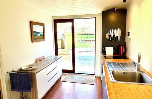 Mangakino Maison | Classic Kiwi Bach - unplug from the world and relax.