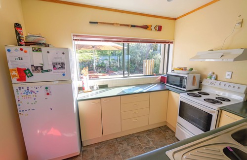 Onemana Maison | Classic Kiwi Beach Bach – 4 Bedrooms of Laid-Back Charm