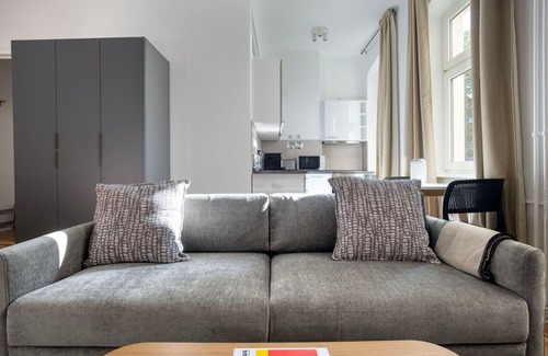 Friedrichshain-Kreuzberg Appartement | Classic Kreuzberg Studio Fully Furnished & Equipped, by Blueground