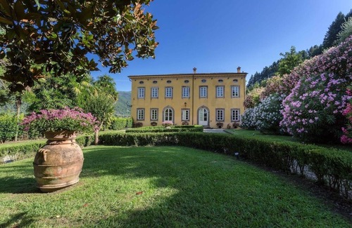Badia Cantignano Villa | Location villa de luxe à Lucca