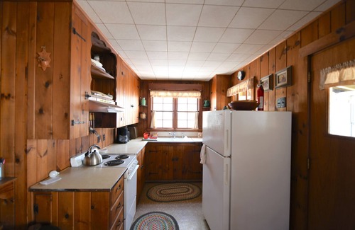 Gray Cabine | Classic Maine camp on Little Sebago Lake. Pet-friendly!