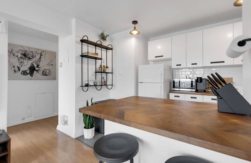 Milton Park Appartement | Classic Montreal Atelier
