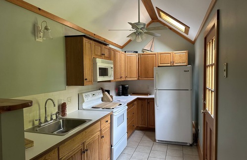 Ward Hill Maison | Classic New England Bunkhouse- Home for the whole family!