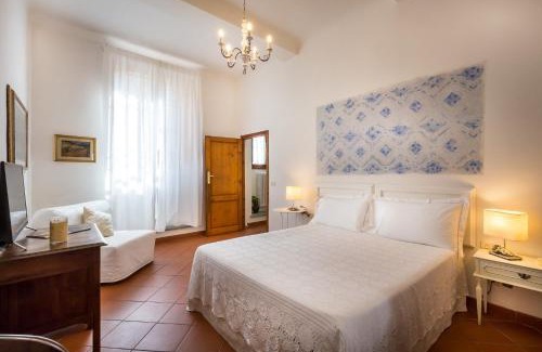 Isolotto Appartement | Classic Tuscany Apartments by Mmega