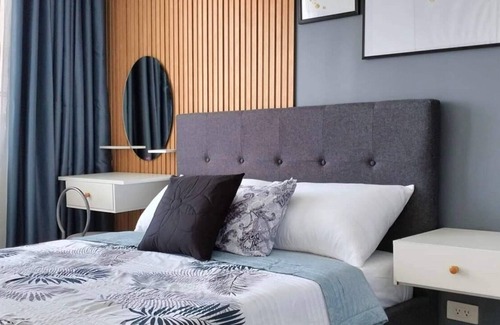 Las Pinas Copropriété | Classy 2 BR Condo Unit @ South Residences
