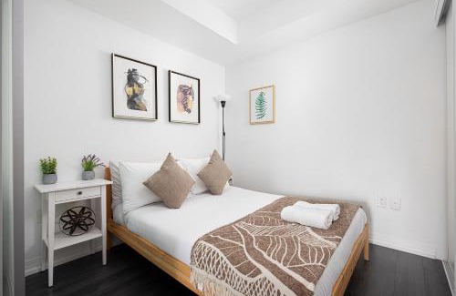 Garden District Appartement | Classy and Luxury 2 bedroom apartment 5 mins to Dundas Square
