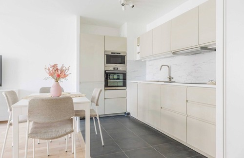 Les Puces de Saint-Ouen Appartement | Classy apartment - Flea Market