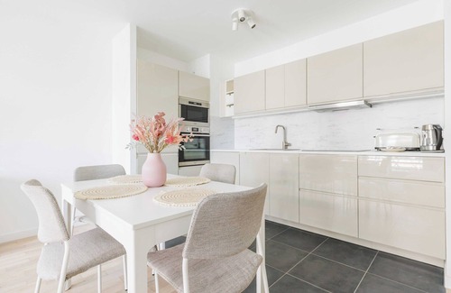 Les Puces de Saint-Ouen Appartement | Classy apartment - Flea Market