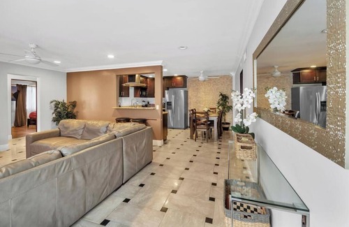 Mission Beach Copropriété | Classy Beach Condo (PRIME SPOT!)