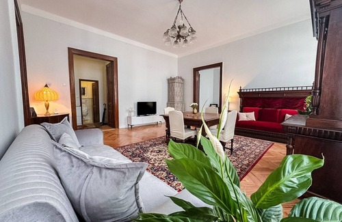 Sarajevo Appartement | Classy & Elegant 3BD Flat - Historic Building City Centre