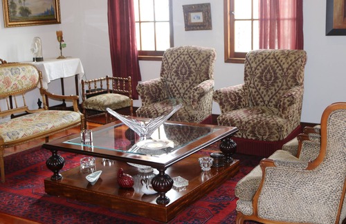 Centro International Maison | Classy, fine, exquisite house in Bogotá. art+luxe
