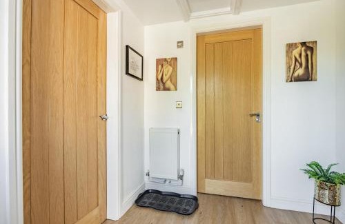 Louth Maison | Clay Lake Cottages - Dad's Shed