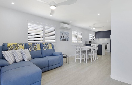 Golden Beach Appartement | Clayton Garden Unit 5 Golden Beach