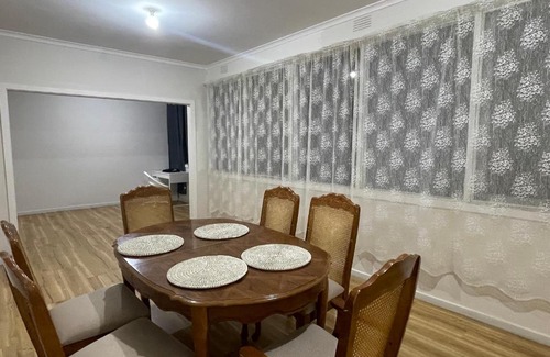 Clayton Maison | Clayton private room