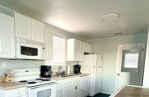 Fernandina Beach Cottage | Cottage lumineux et lumineux en bord de mer sur l'île d'Amelia!