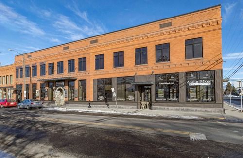 Bozeman Copropriété | Clean and Cozy Main Street Condo