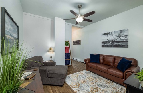 Bozeman Copropriété | Clean and Cozy Main Street Condo