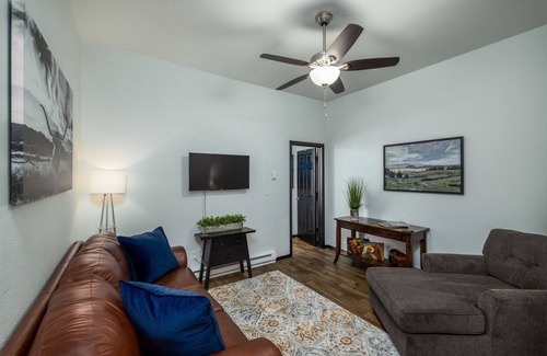 Bozeman Copropriété | Clean and Cozy Main Street Condo