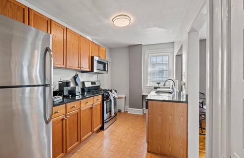 Bryn Mawr Appartement | ★ "Clean, Comfortable & Convenient
