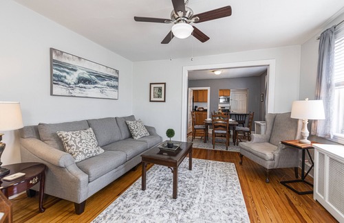 Bryn Mawr Appartement | ★ "Clean, Comfortable & Convenient
