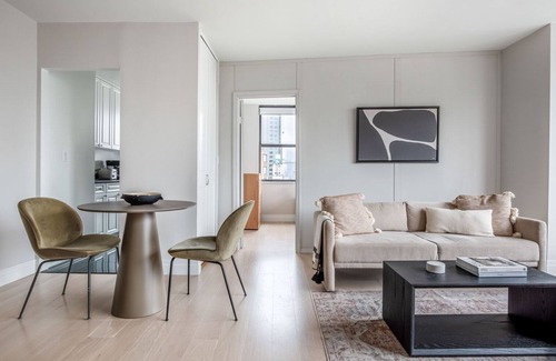 Tudor City Appartement | Clean Kips Bay 2BR w/ Gym & Doorman, nr Comedy & Theater, by Blueground