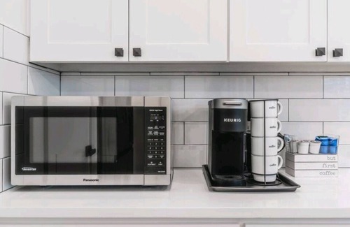 Dallas Maison | Clean luxury, furnished house for rent