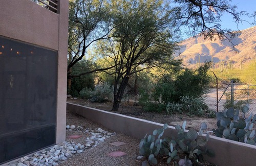 Tucson Copropriété | RARE privée et meilleure vue au bord de la propriété face aux montagnes! 2br / 2ba