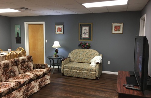 Newcomb Appartement | CLEARFORK CREEK LODGING & RV CAMPGROUND