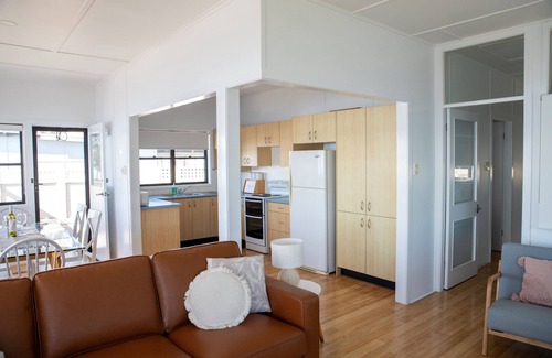 Sunshine Cottage | CLEARVIEW: Profitez de tous perspectives journée ensoleillée toute l'année!