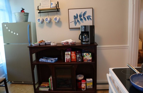 Dover Appartement | 🤓Clever Studio🍷Free Wine☕️Coffee / Tea Bar - Free Parking!