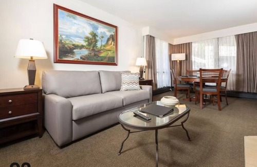 Salt Lake Mountain Resorts Cabine | Cliff Club, Snowbird, UT, sleeps 2-6, one week only March 13-20, 2026 Plus spa