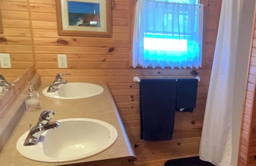 DeSable Cottage | Cliff-Top Cottage on the Ocean!