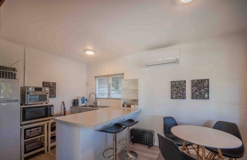 Akaroa Maison | Cliffside - Akaroa Holiday Home